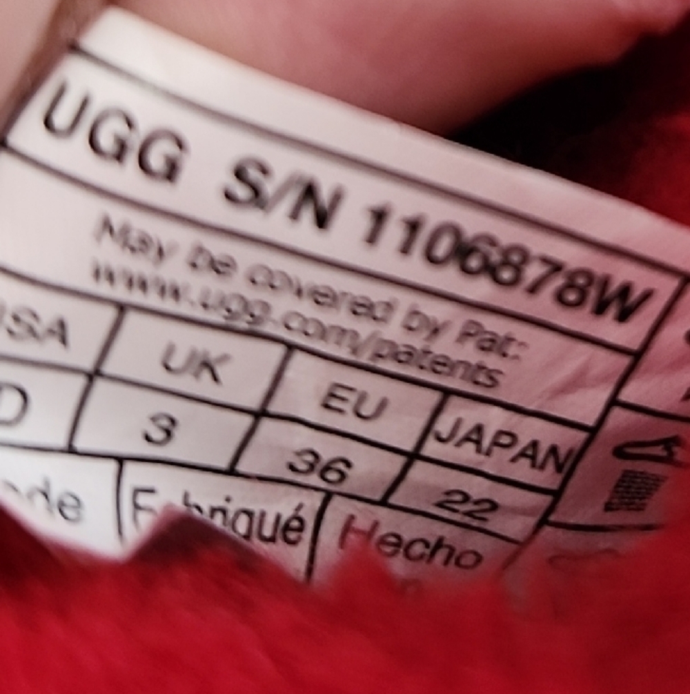 UGG Women's Ansley Moccasin Slippers - Picture 10 of 11